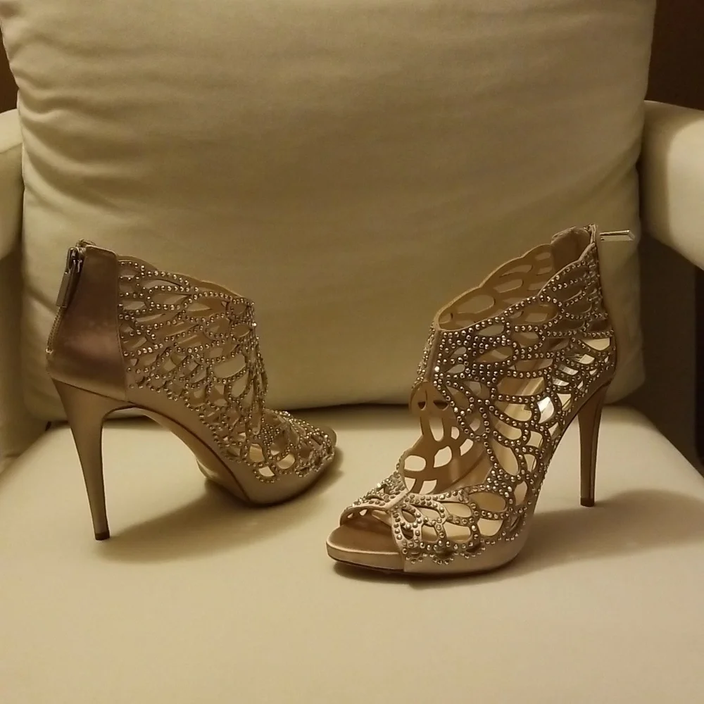 INC SHOES - Picture 1 of 5